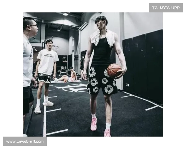 曾凡博康复训练完成即将与篮网会合争夺双向合同机会